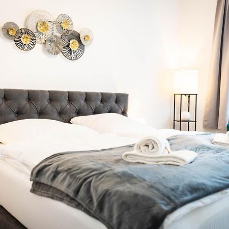 Apartmento Blue Magdeburg - Zentral - Wifi - Netflix Buitenkant foto