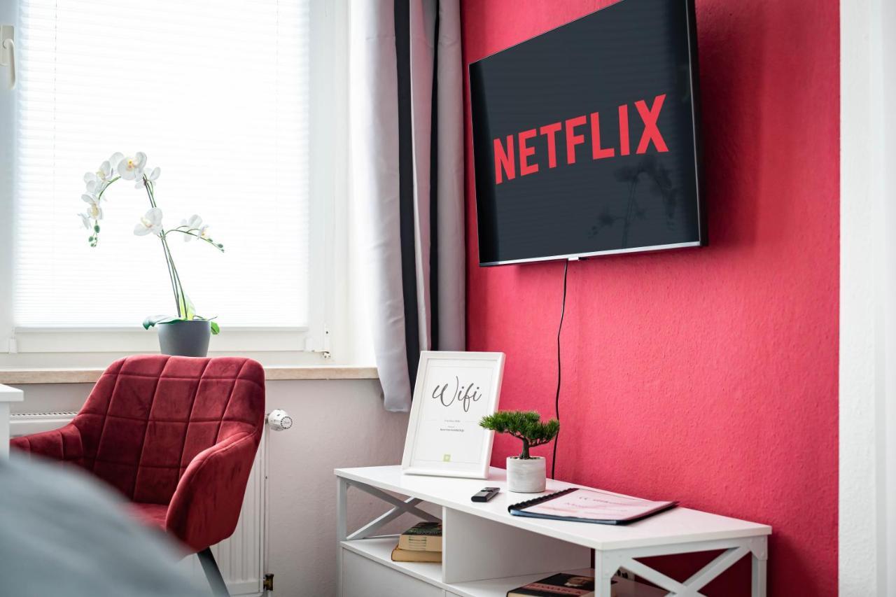 Apartmento Blue Magdeburg - Zentral - Wifi - Netflix Buitenkant foto