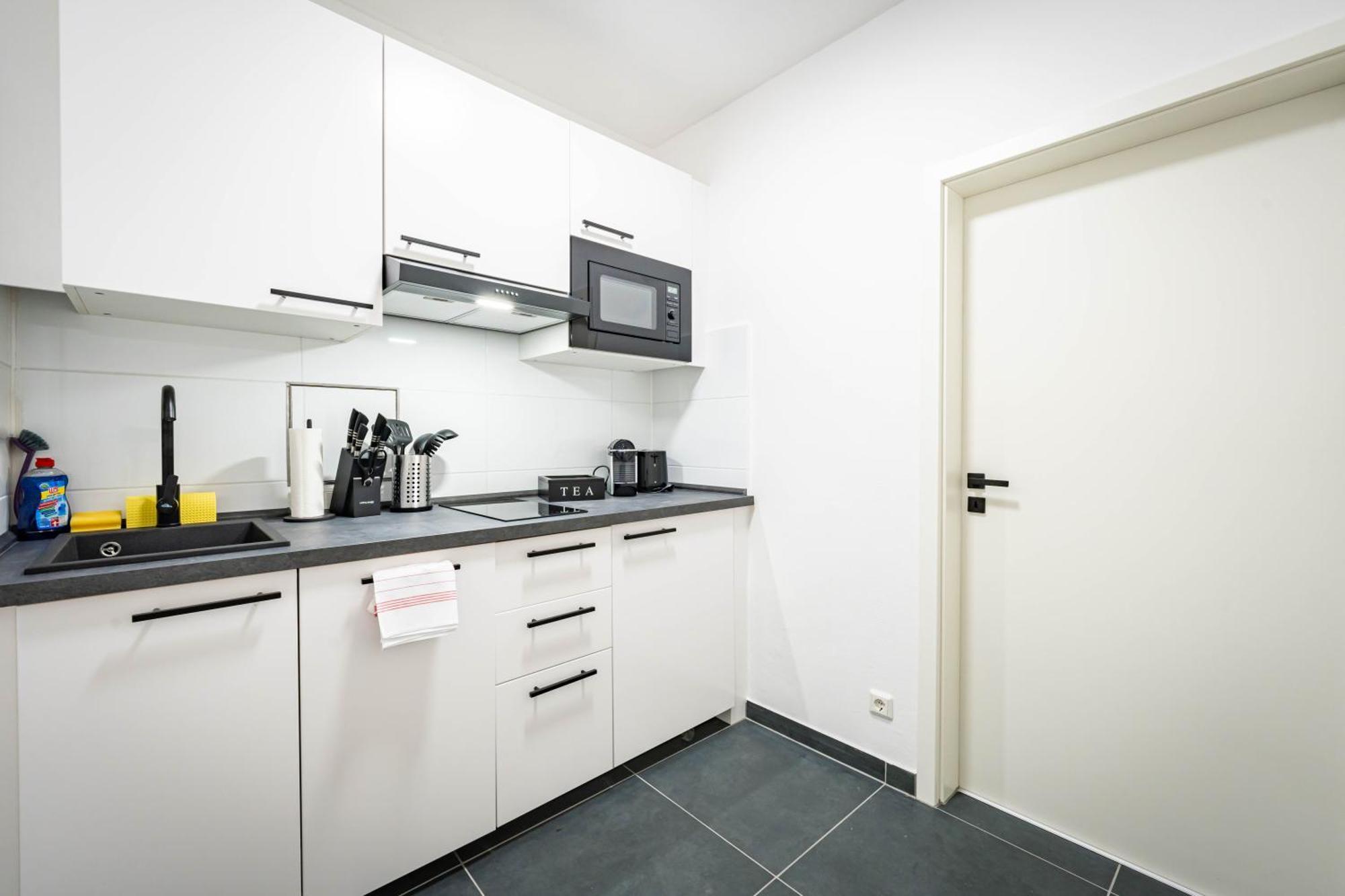 Apartmento Blue Magdeburg - Zentral - Wifi - Netflix Buitenkant foto